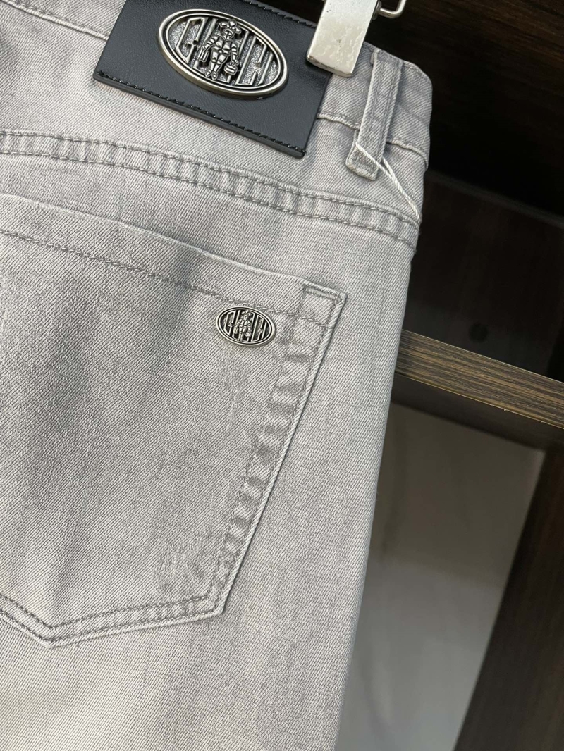 Gucci Jeans